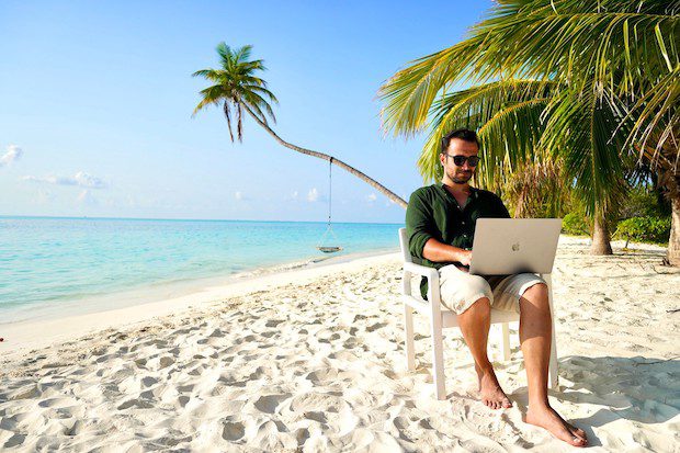 Write A Newsletter For 52 Weeks In A Row And Watch It Change Your Life 